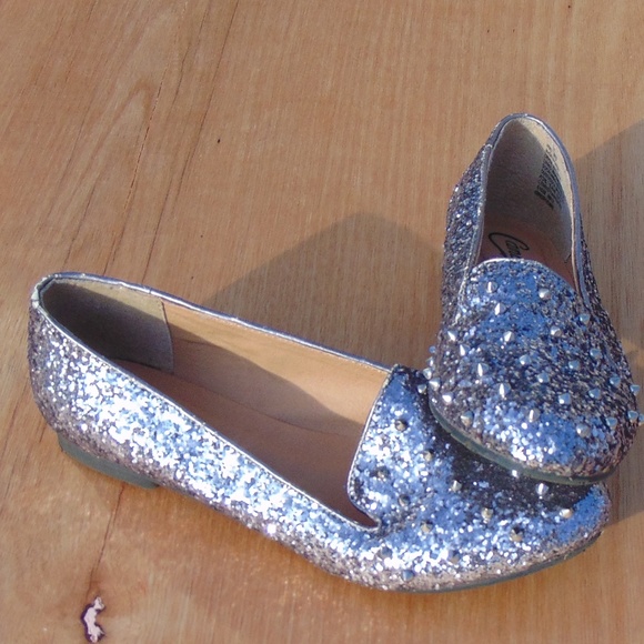 Spiked Sliver Glitter Candies Flat size 7 - Picture 3 of 6